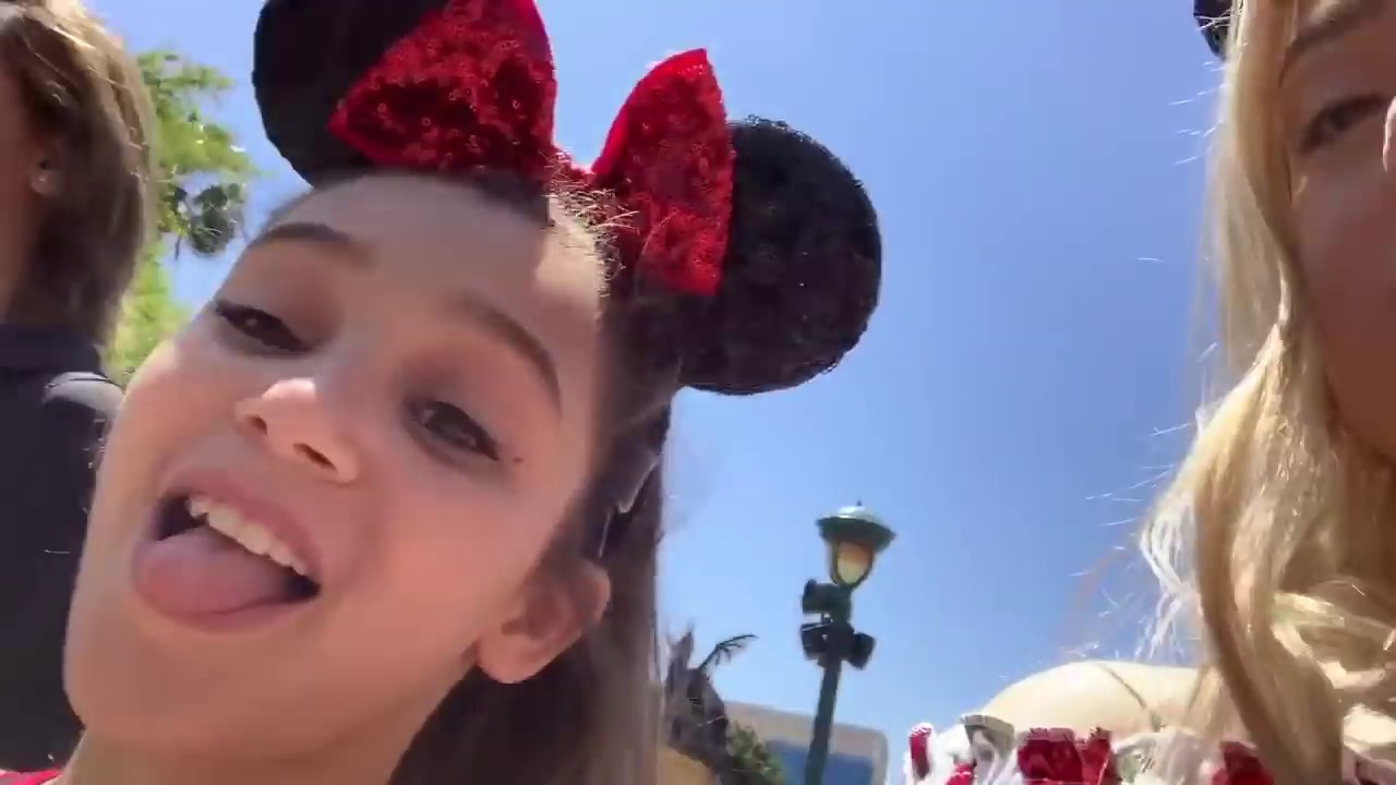 Hayley Leblanc & Coco Quinn & Emery Bingham & Corinne Joy & Sarah Dorothy Little at Disneyland!