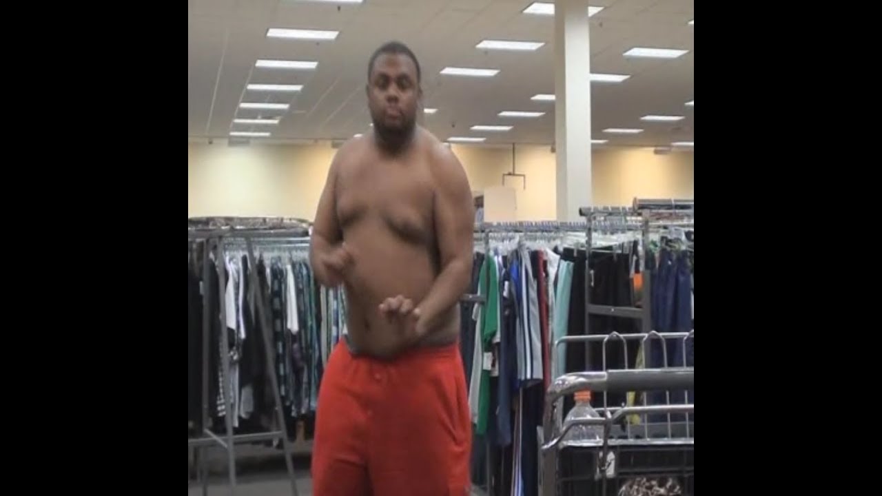 Black Man Angry at Clothing Store  @dcigs