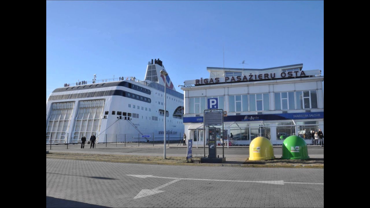 Utrop på M/S Romantika om ankomst om en halvtimma