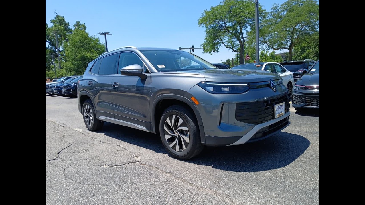 2026 Volkswagen Tiguan S Chicago, Glenview, Naperville, Schaumburg, Evanston IL