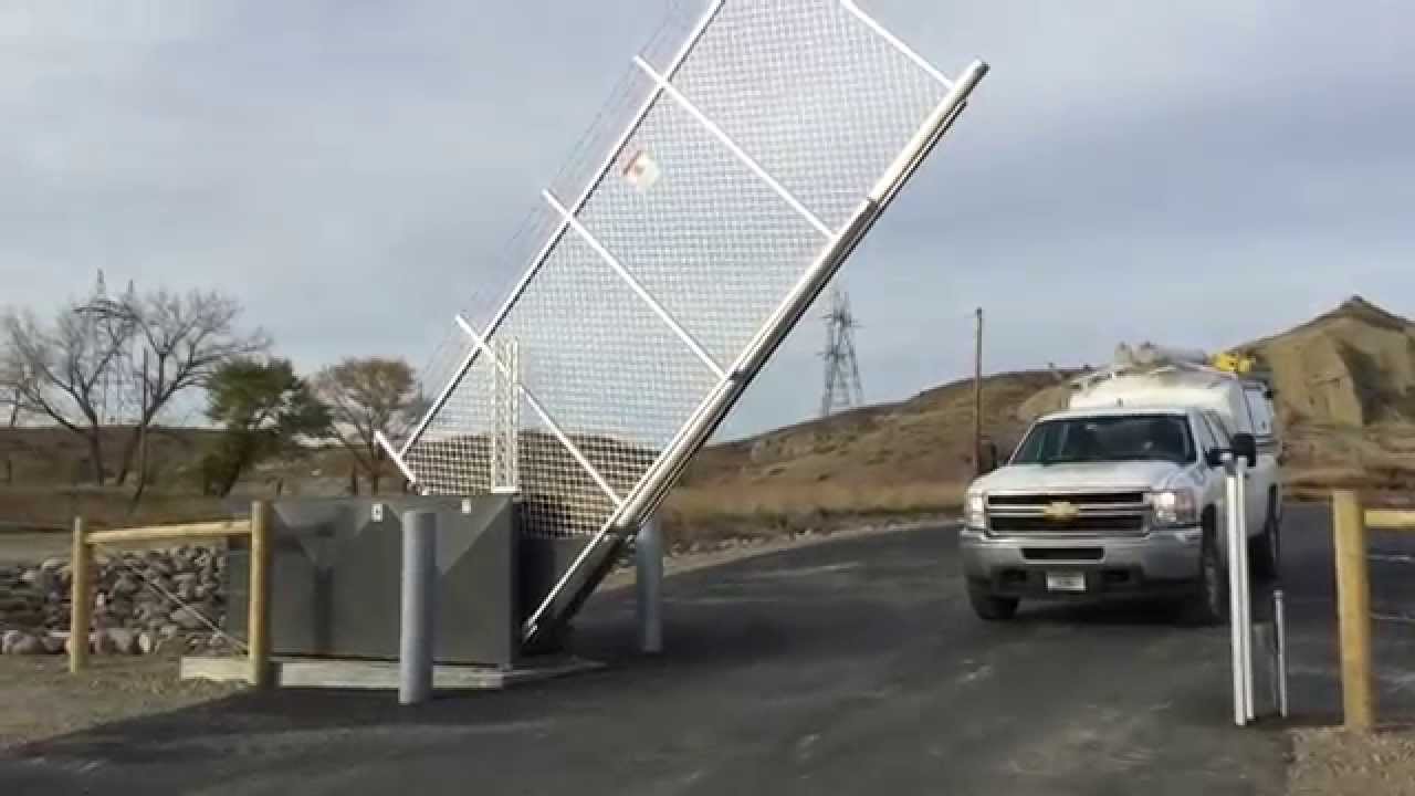 Ideal Manufacturing Tilt-A-Way Gate Demo