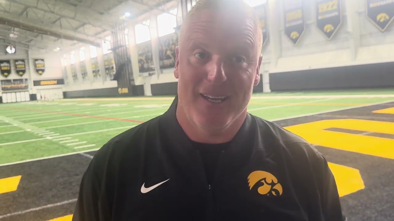 Iowa Football: George Barnett talks potential on OL, growth of Logan Jones/ Gennings Dunker