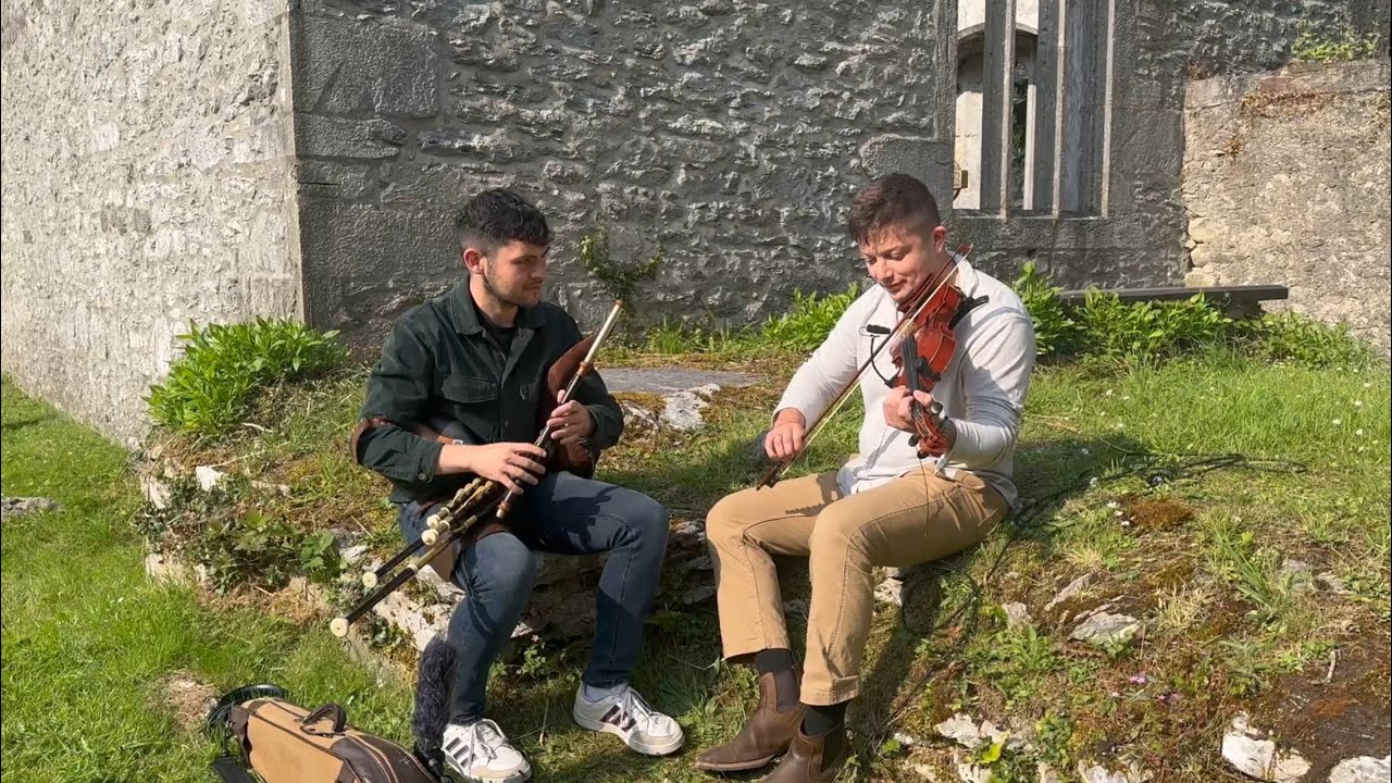 Uilleann Pipes and Fiddle in C