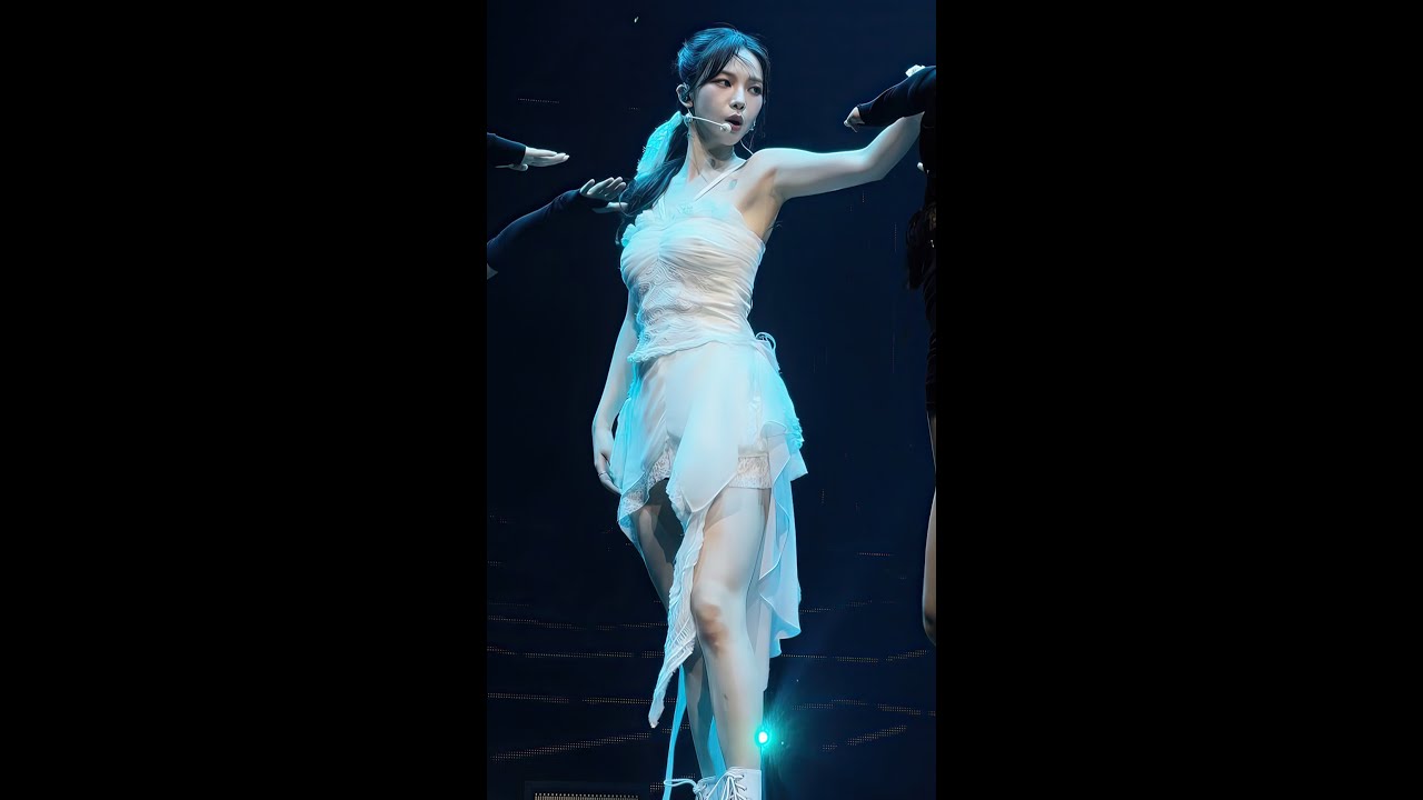 Karina Solo Stage Fancam | Hyper Line Word Tour Boston