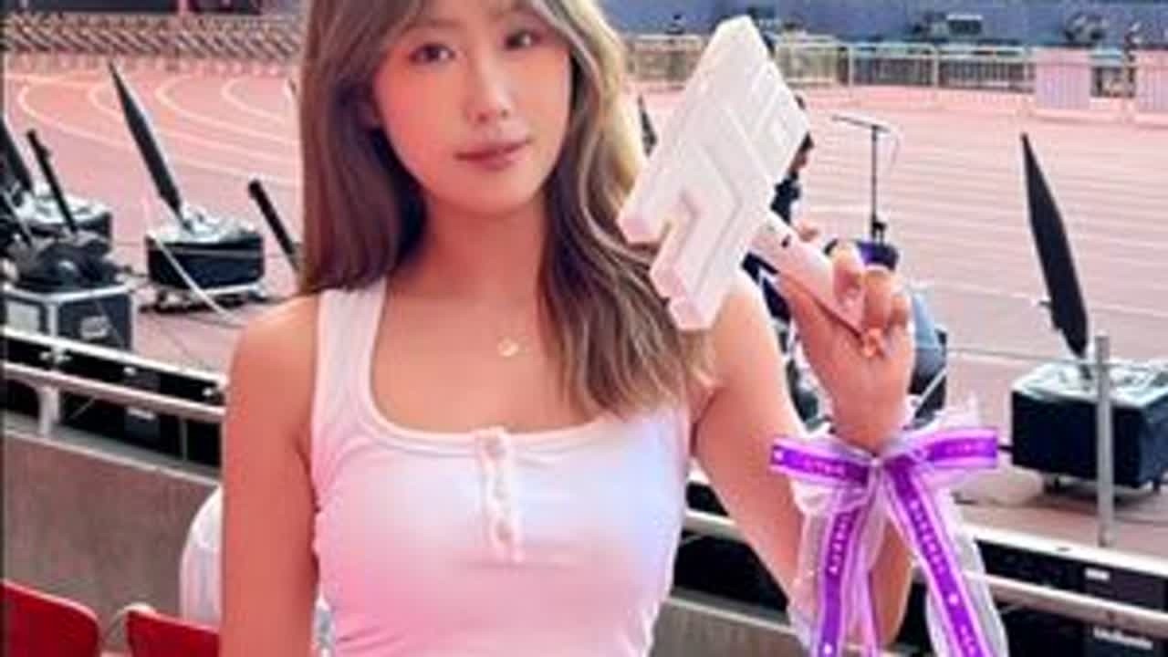 欢迎收看忘崽夫妇闪现北京看林俊杰演唱会 特种兵式旅游的48h超长Vlog #vlog旅游 #林俊杰演唱会  #林俊杰jj20世界巡回演唱会 #记录真实生活 #北京旅游