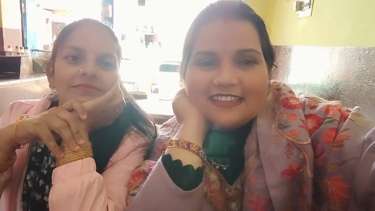  Aaj ki humne party jam ke 🍜🥰ll beauty parlour ka hua introduction 🥰ll babita rana ll tehri garhwal 