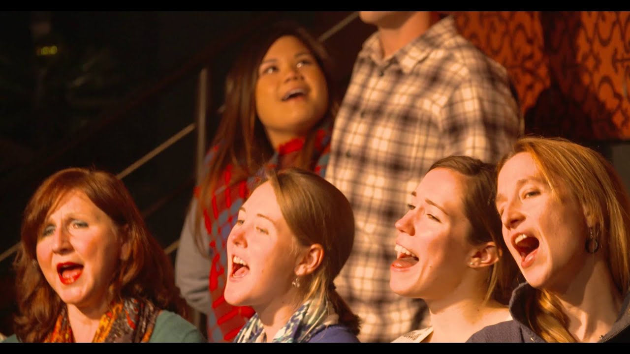 Flash Chorus sings 