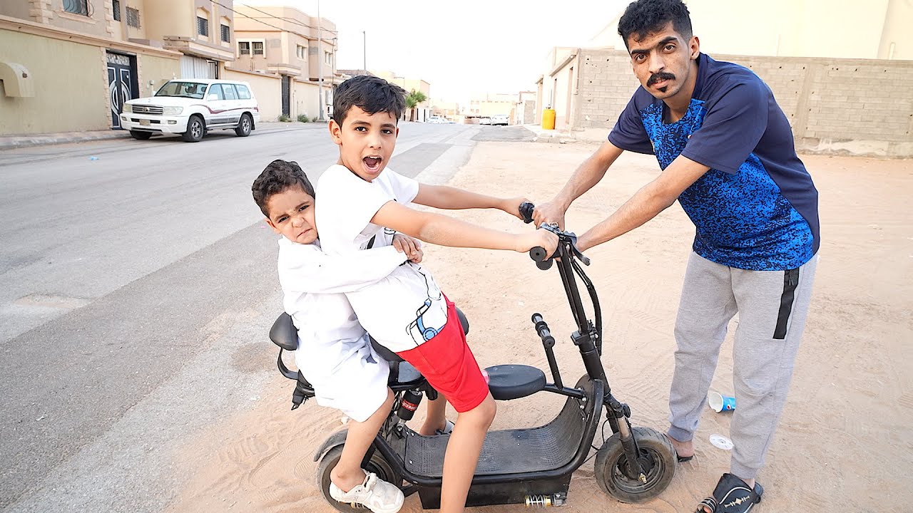 الياس وعبودي ياخذون سكوتر نواف شوفوا ايش صار لهم !طاحو فيهم