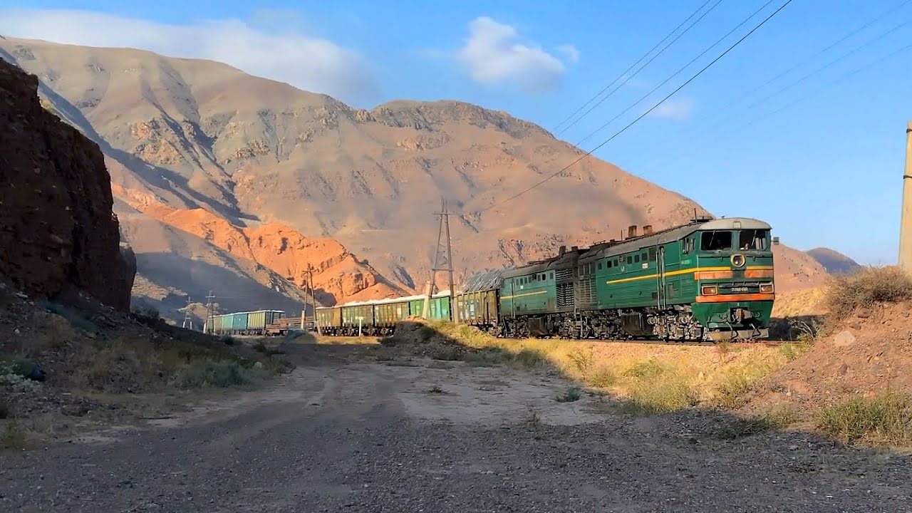 Space launch of a diesel locomotive 2TE10V-4661 from the 