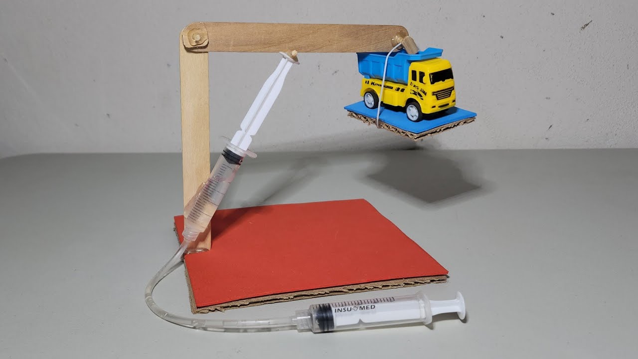 Cómo Hacer Una Grua Hidráulica Para la Escuela