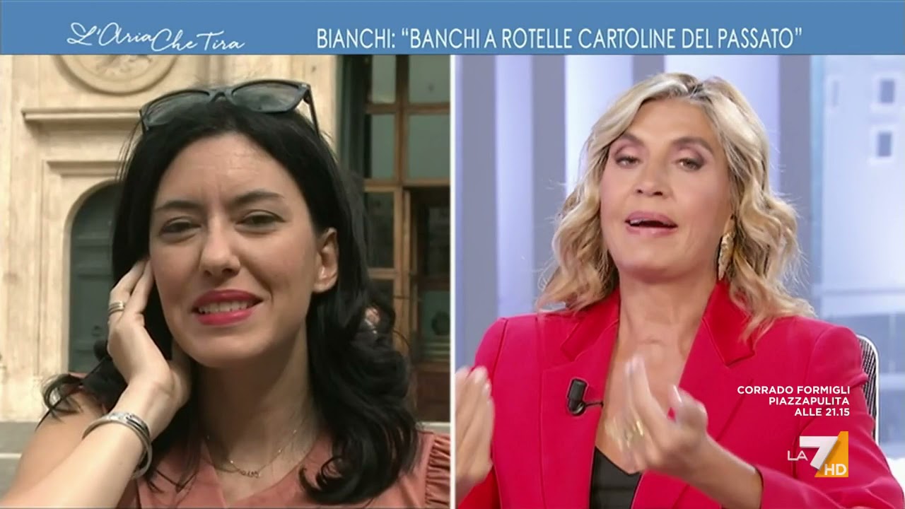 Banchi a rotelle, Lucia Azzolina dura contro il Ministro Patrizio Bianchi: 