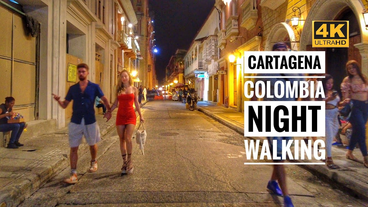 Centro de Cartagena a noite na Colombia Walking Tour | 4K Walk UHD