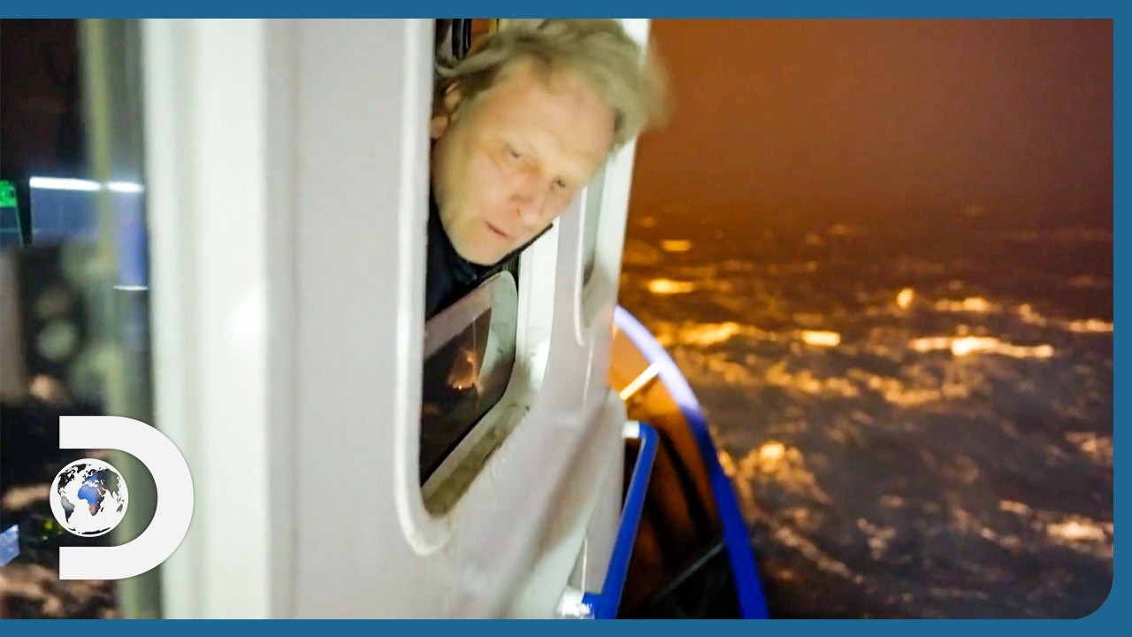 Sig Gets TRAPPED Inside An Arctic Cyclone! | Hunting Golden King Crab | Deadliest Catch