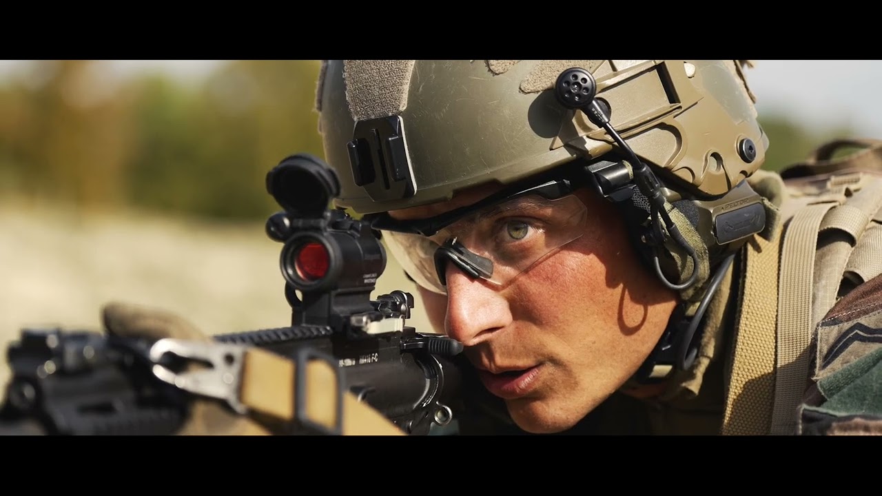 CLIP OFFICIEL DU 5e R&Eacute;GIMENT DE DRAGONS