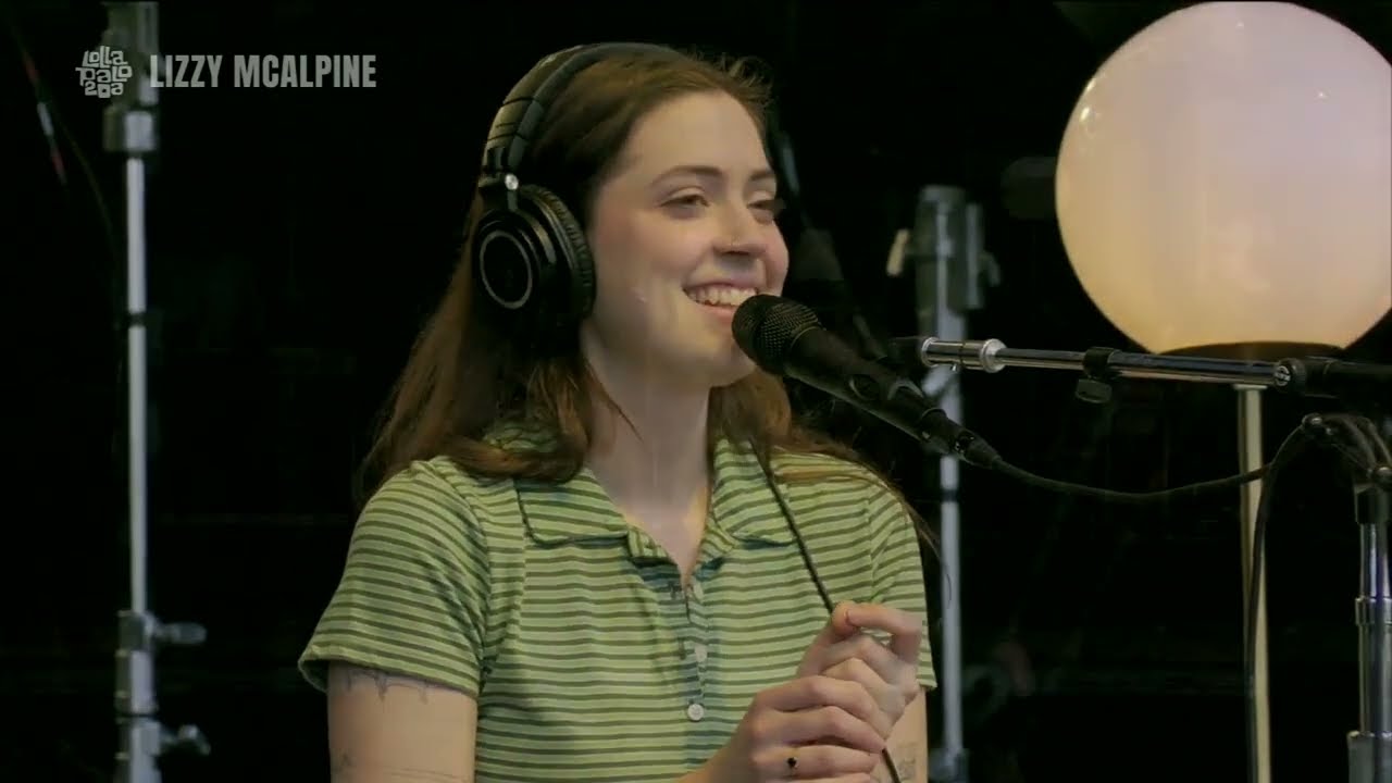 Lizzy McAlpine - ceilings [Lollapalooza]