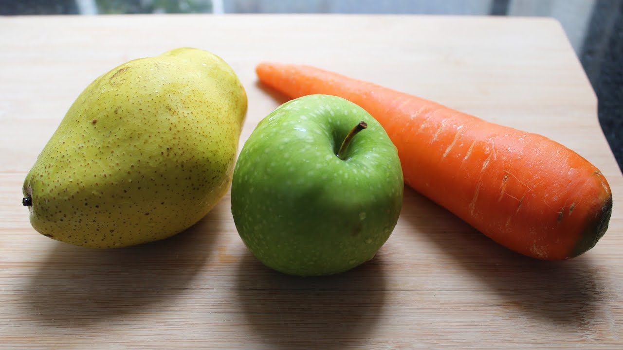 Green apple, pear and carrot smoothies | Stay fit and glowing skin