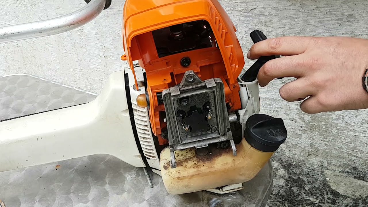Stihl fs400, 450, 480. Sustitución de carburador. Carburetor sustitution
