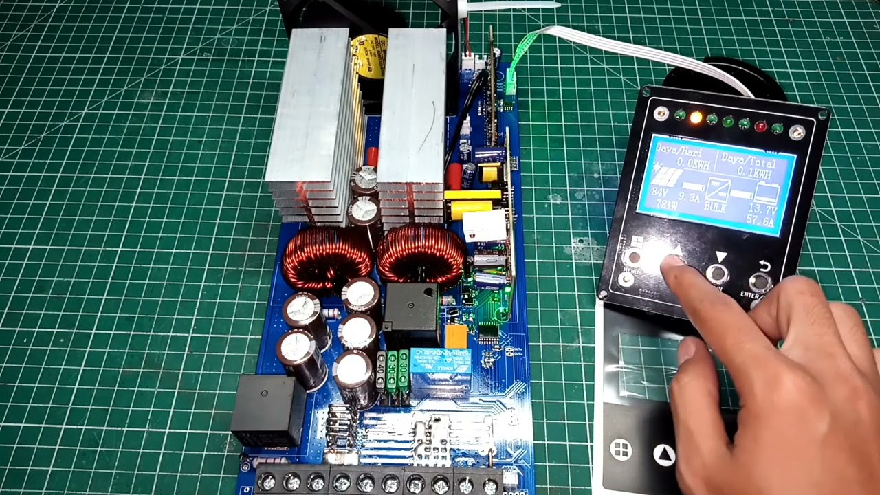 260202KWX01QMC Test uji kit MPPT ratting 60a SCC rakitan lokal 3 relay tanpa casing