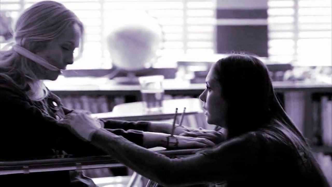 soldier { caroline & elena } 4x02 spoilers