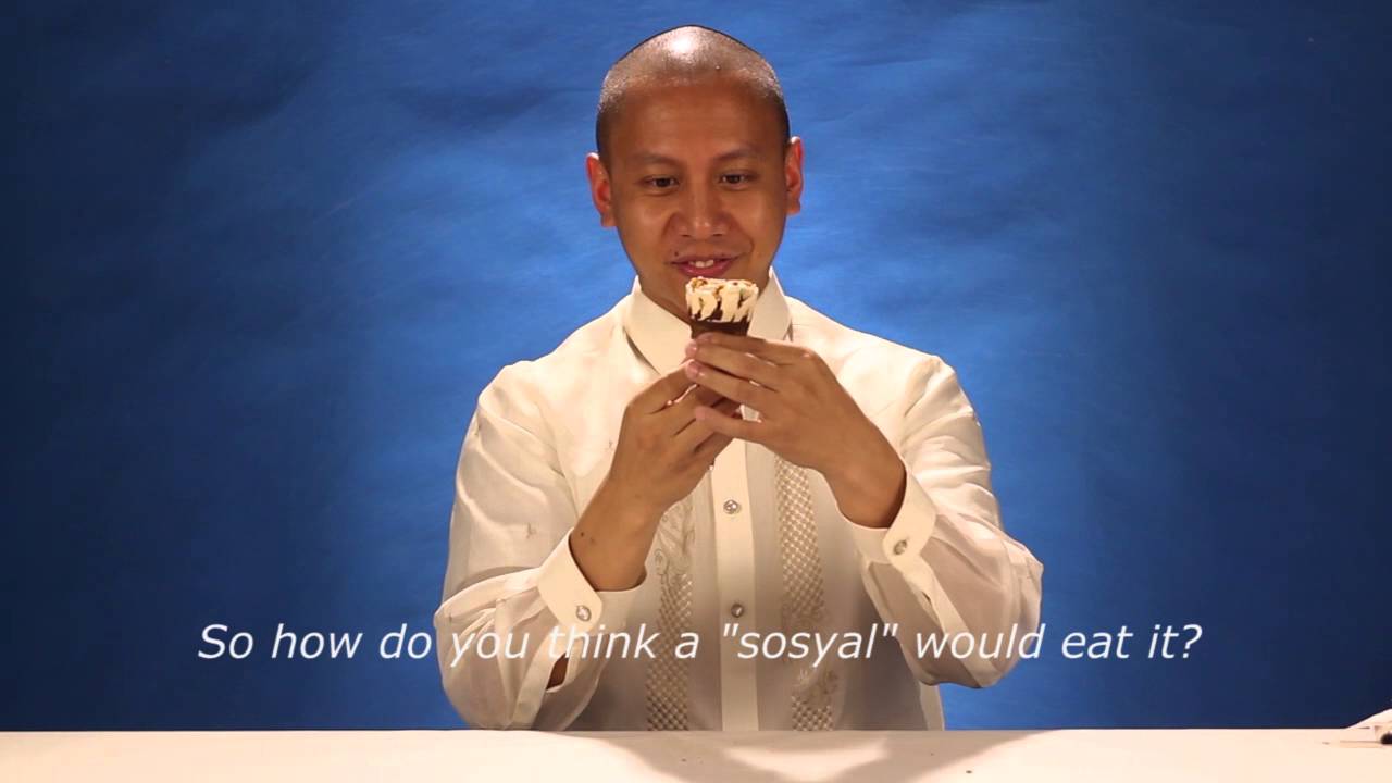 Mikey Bustos tries the #FunnerThanEver DRUMSTICK!