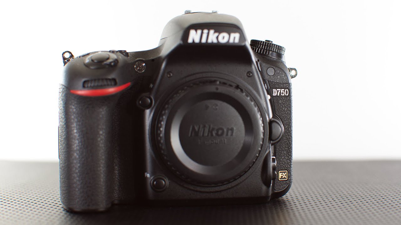Обзор и сравнение Nikon D750 с полнокадровой камерой D600