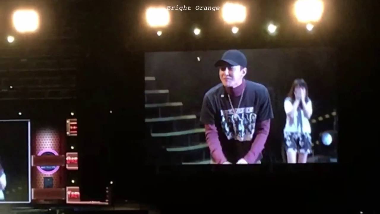 160724 ［BigBang HongKong fan meeting］ a girl kiss G-Dragon's cheek