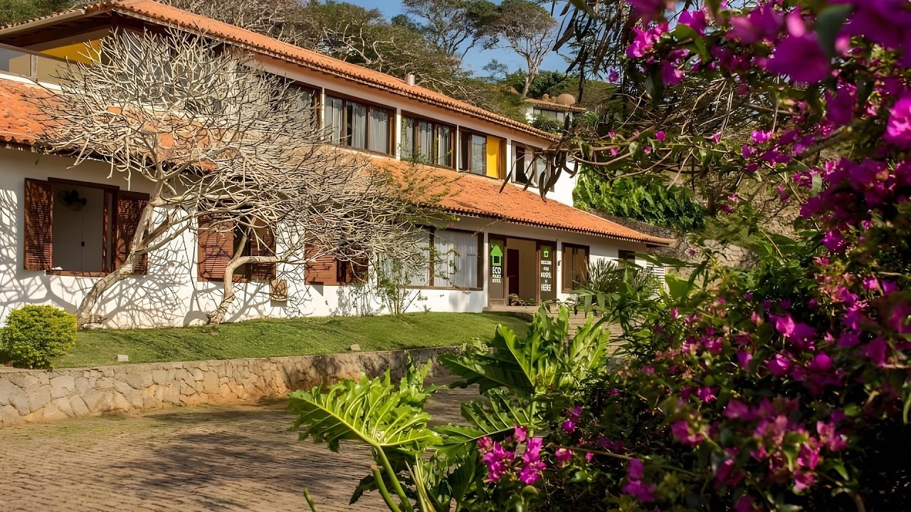 The Eco Palace Hostel | Buzios, Brazil | Hotel Review ⭐