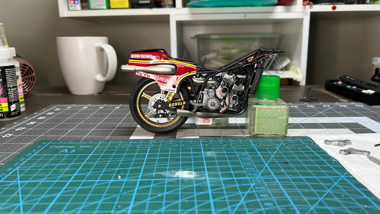 Suzuki RG500r update and more
