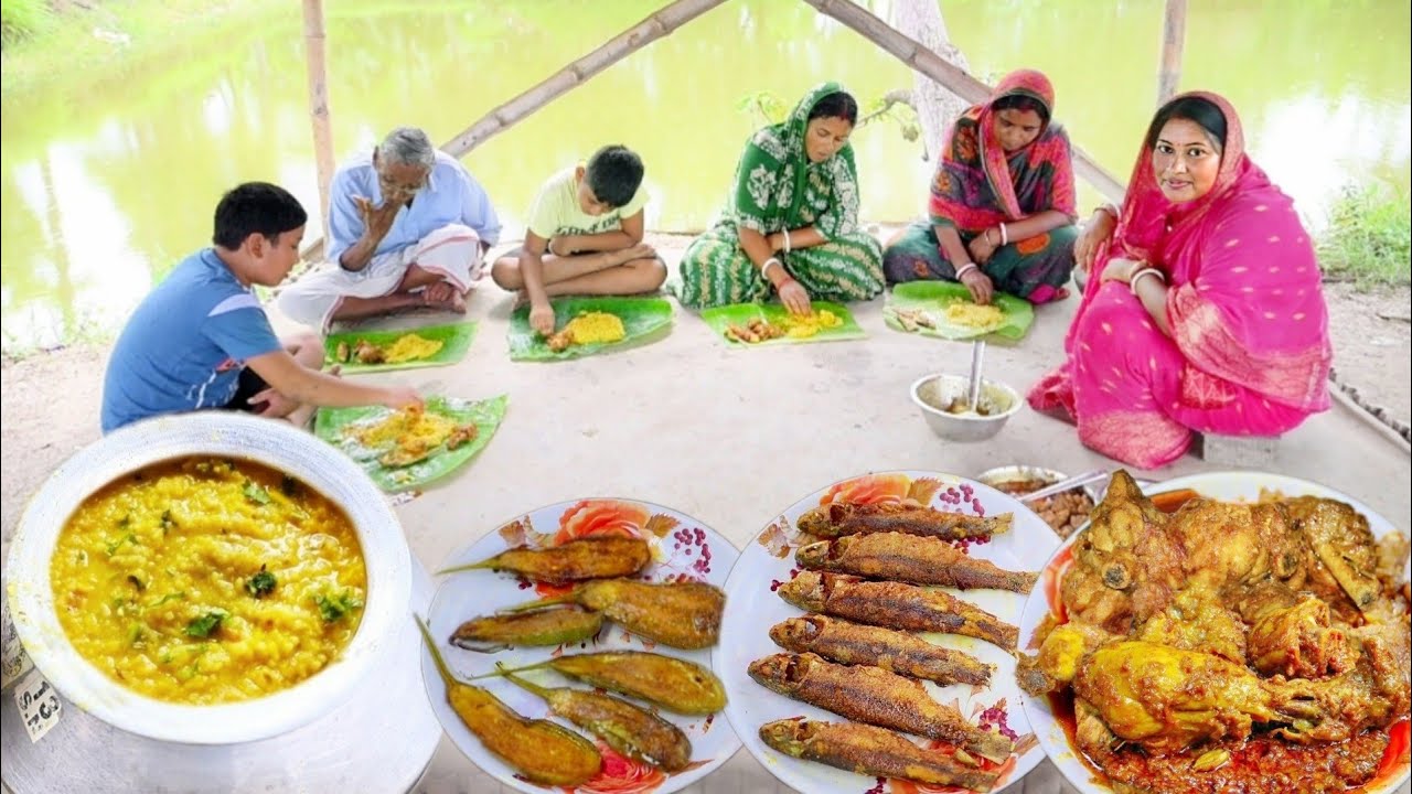 বর্ষার দিনে পুকুরে মাছ ধরে আতপ চালের খিচুড়ি বেগুন ভাজা,বাটামাছ ভাজা,চিকেন কষা রান্না করলাম||khichuri