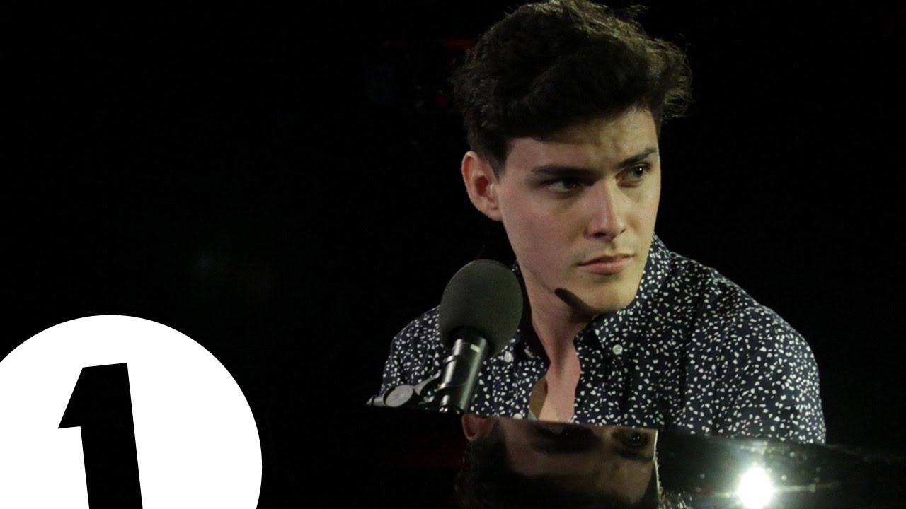 Tor Miller - Midnight - Radio 1's Piano Sessions