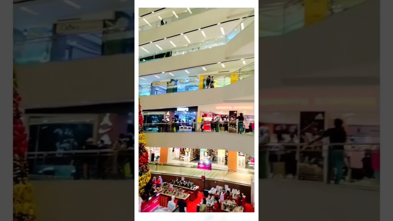 Tunjungan Plaza, Surabaya, Indonesia 