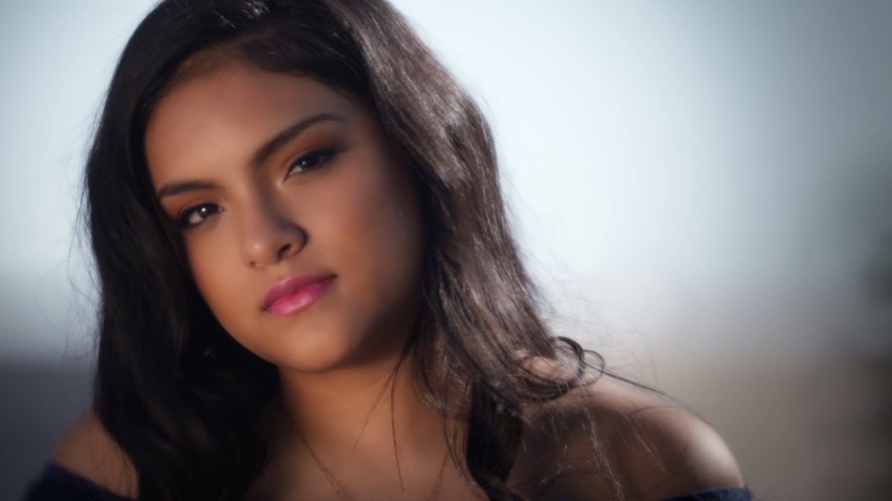 Porque Tu No Estas - Isabel Marie (Official Music Video)