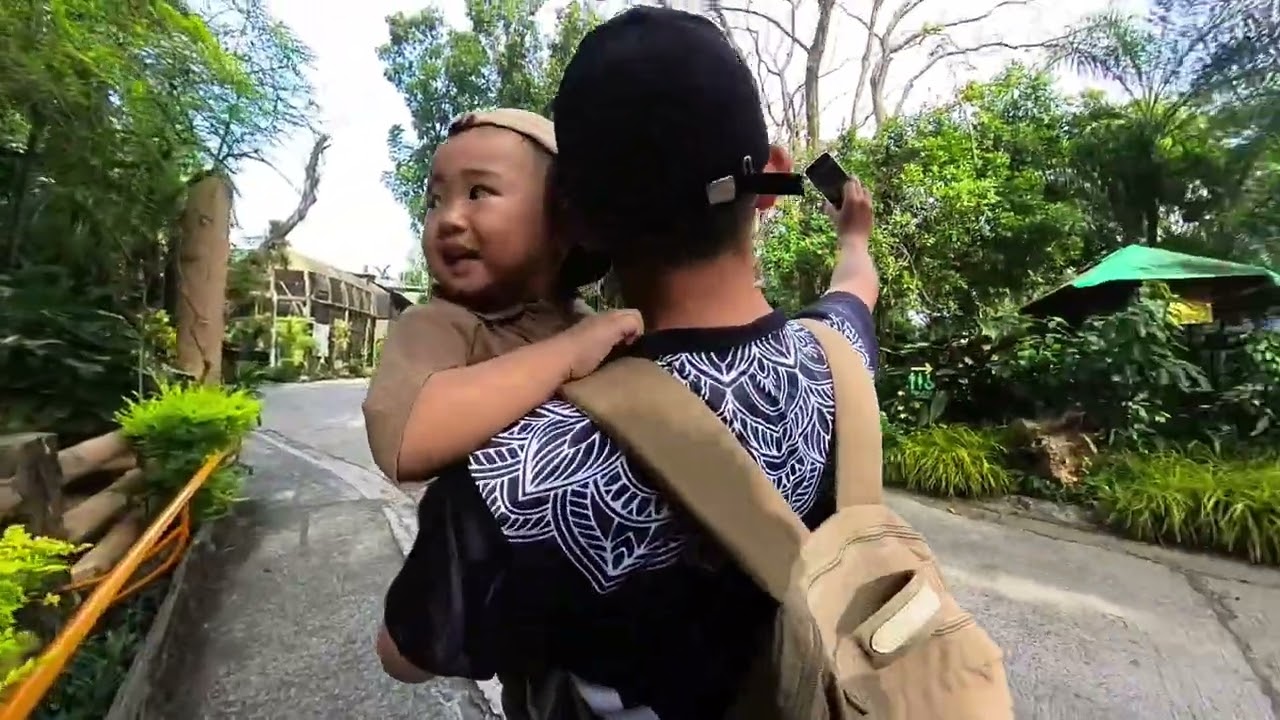 Avilon Zoo with Lucas