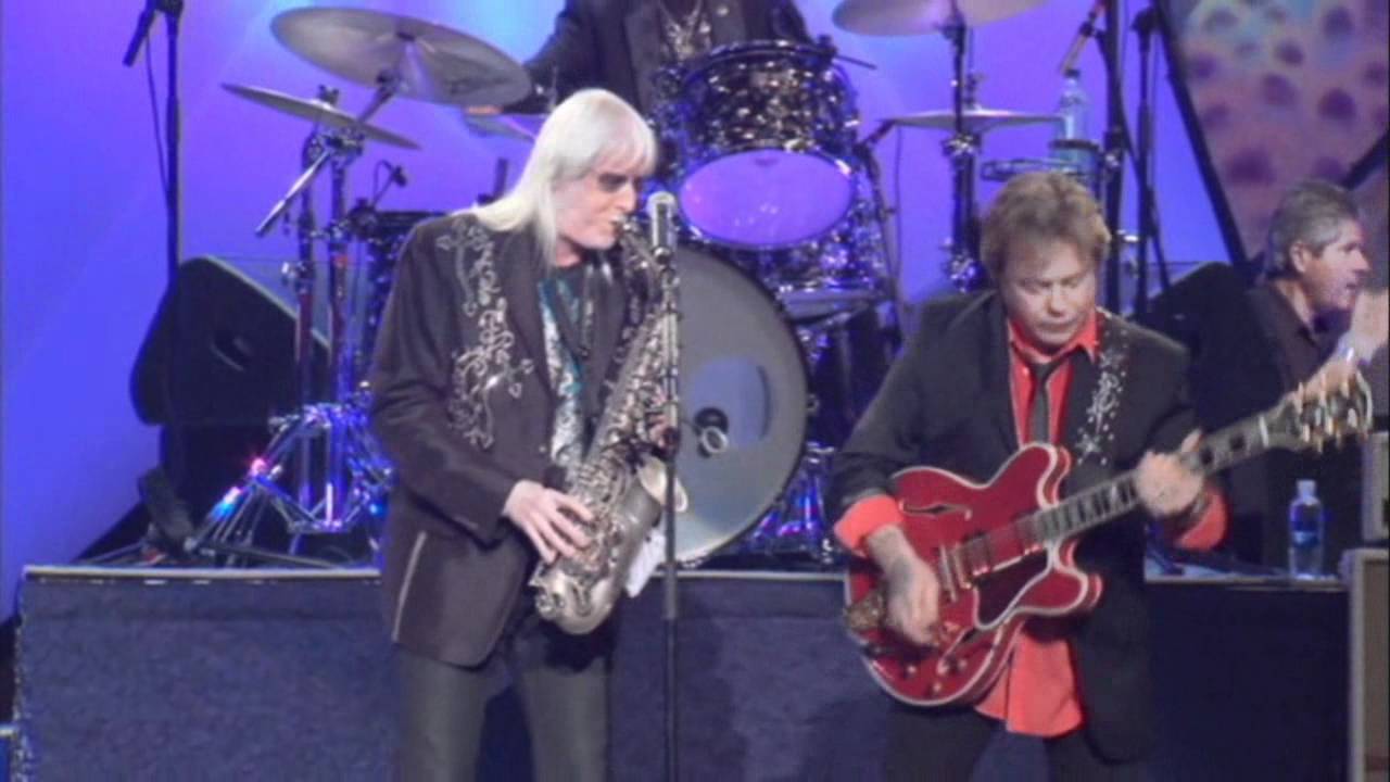 Ringo Starr - Live in Rancho Mirage - 6. Talking In Your Sleep (Wally Palmar)