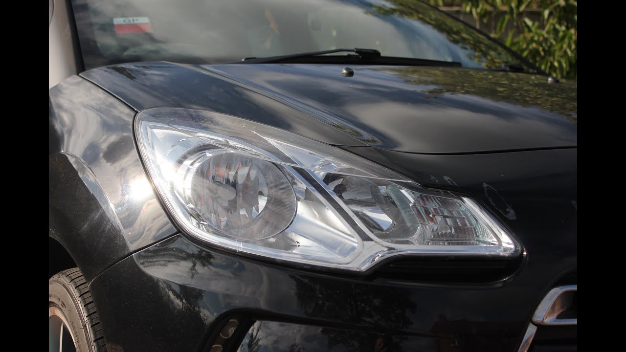 Citroën DS3 Headlight Bulb Replacement