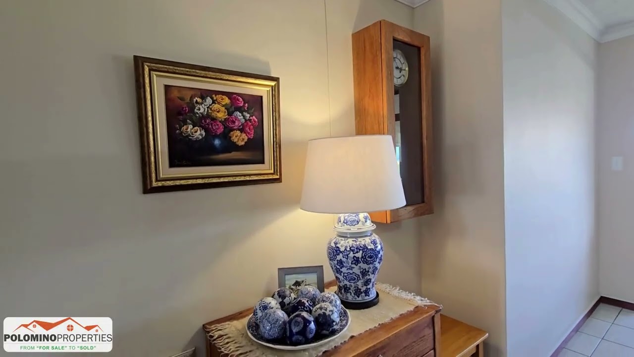 Breathtaking views - true gem. Modern apartment in Stilbaai-Wes.