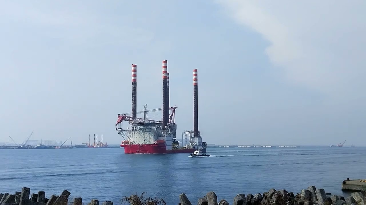 SEAJACKS ZARATAN 日本籍  自有動力海上工作船   海上英雄號首航高雄S2進港。2023/01/05日