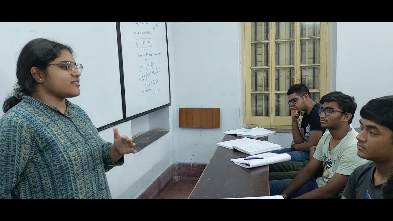 Sudiksha Chakraborty from Pinnacle Batch 2023 giving tips to the current Pinnacle Batch 2025... 