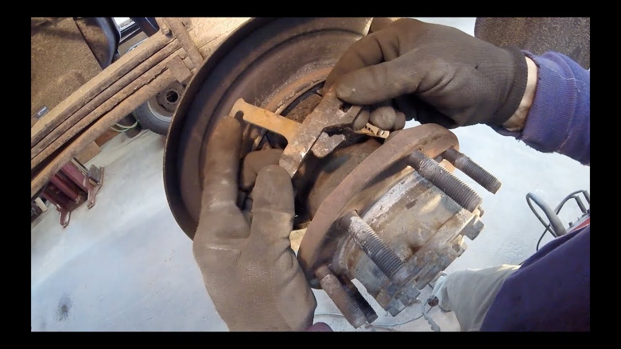Ремонт и регулировка стояночного тормоза Ford Super Duty