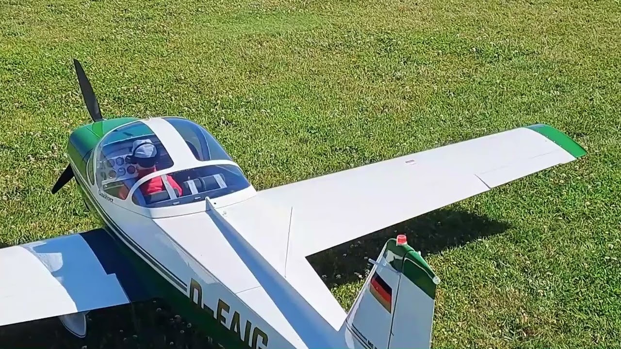 erstflug,BO MONSUN mit 120er Valach Boxer