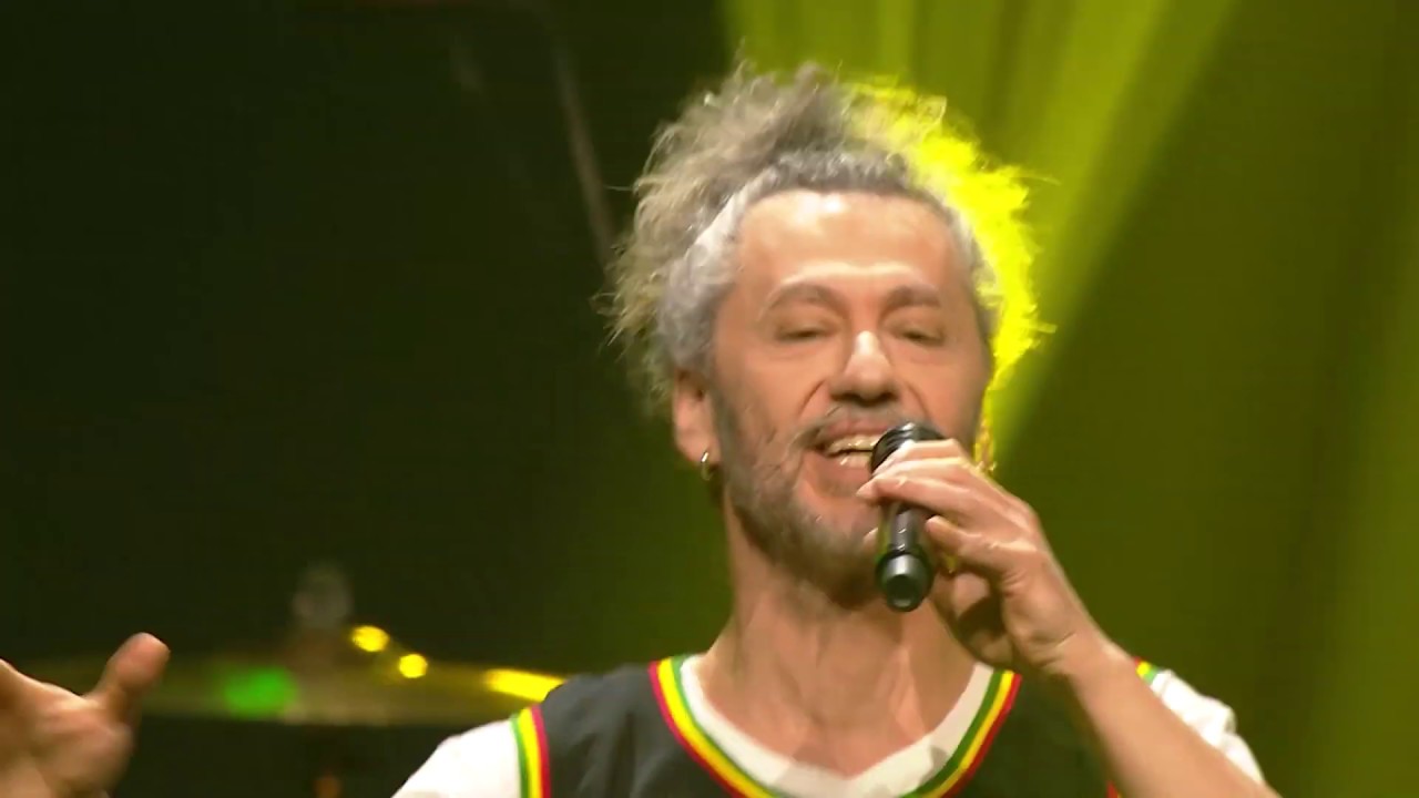 RIGA REGGAE - Zvans Pie Durvīm (live @TV3 Latvija Jaungada šovs)