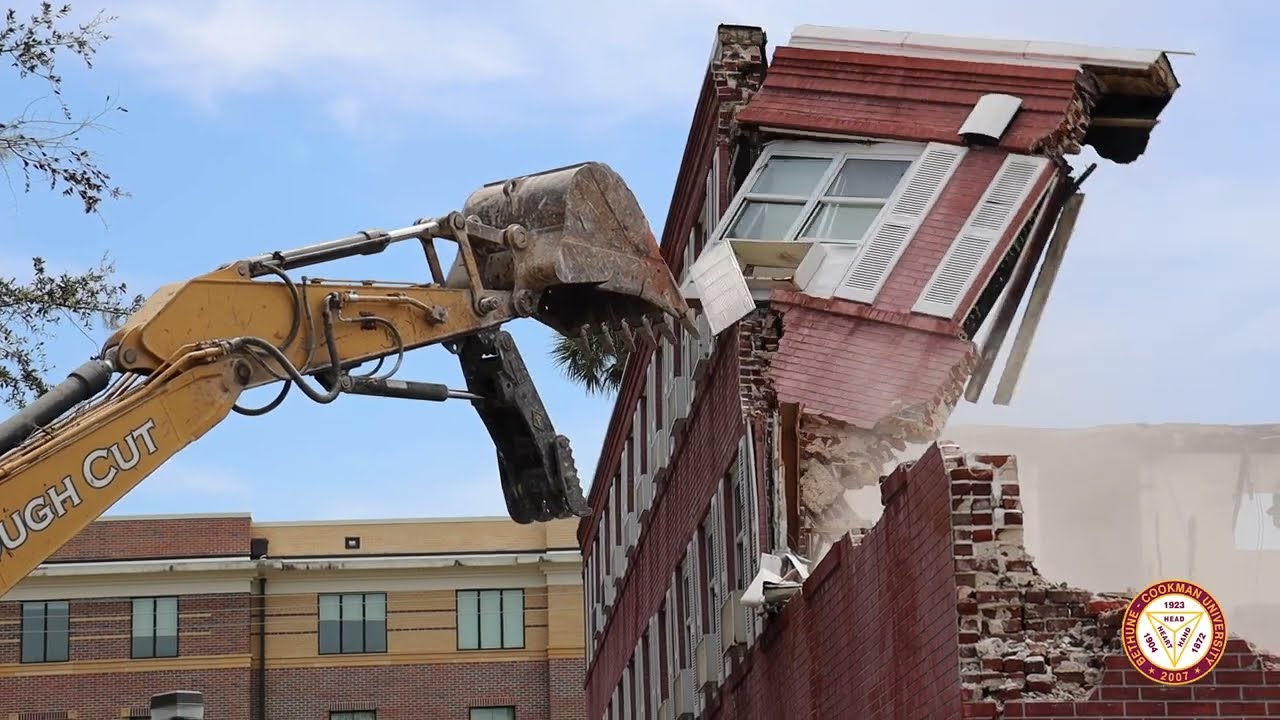 B-CU's Historic Dormitory comes down
