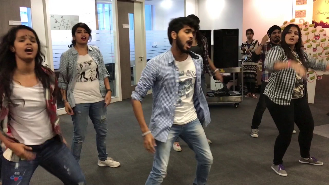 Amazon D'crew performance on Bollywood hits | Salman khan | Shahrukh khan | Tagore vas