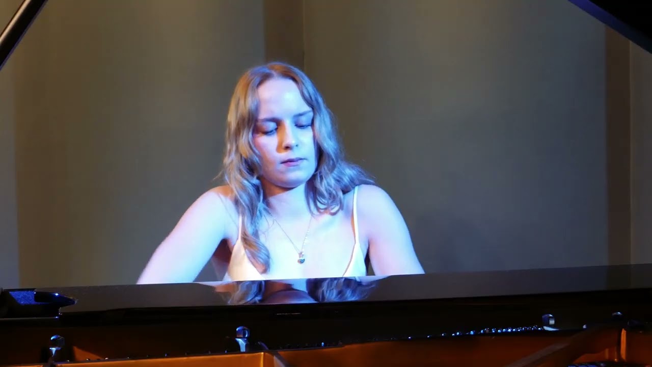 Kinga Szablińska - Etiuda cis-moll op. 25 nr 7, F. Chopin