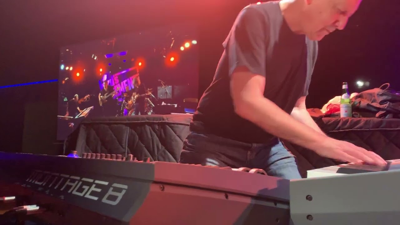 MIKE STERN & JEFF LORBER LIVE - BIRDS BASEMENT 2019. JAZZ LEGENDS