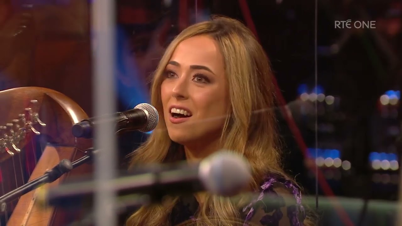 The Galway Shawl | The Late Late Show | RTÉ One