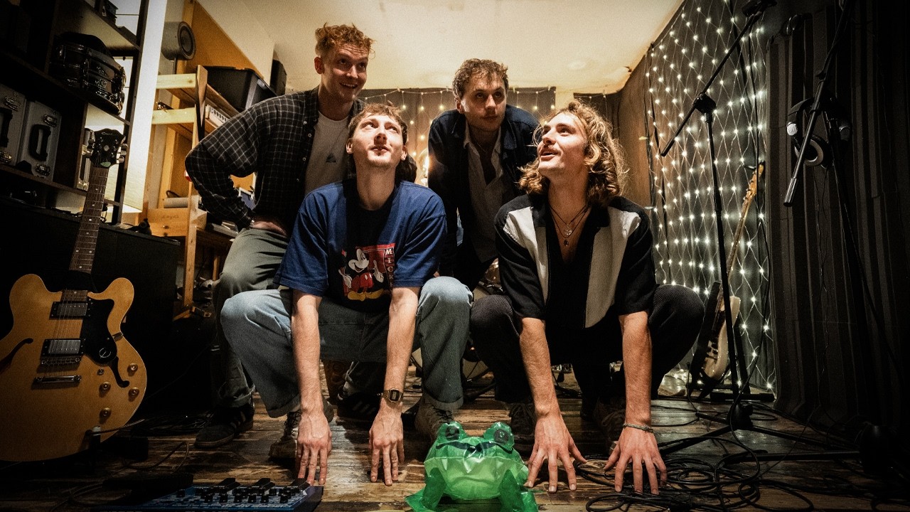 OV Live With Steel Frog