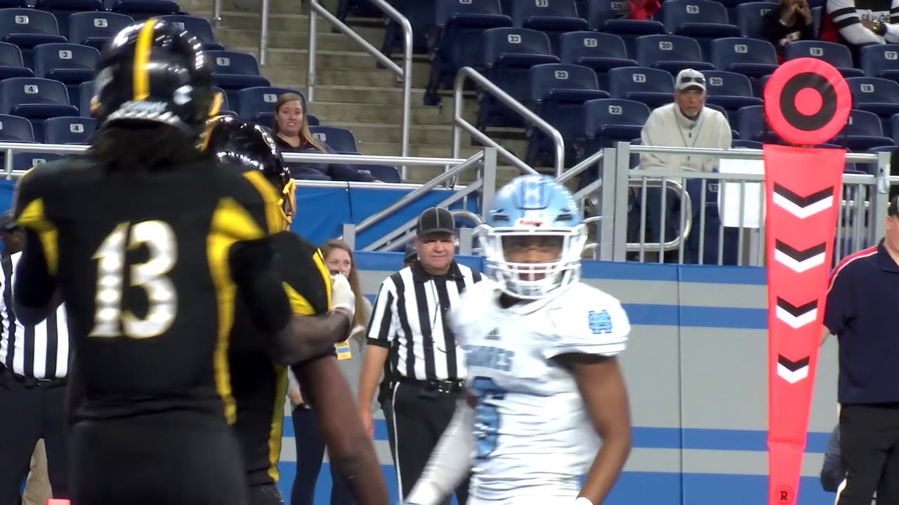 Muskegon Mona Shores vs. Detroit King | 2019 Division 2 Football Final
