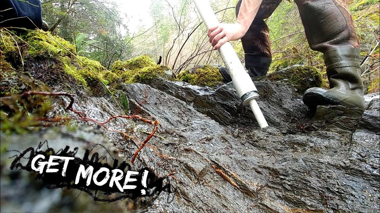Hand Dredging the Bedrock Crevices!