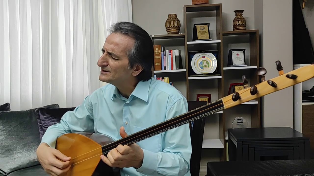 Latif Öz GELE GELE GELDİK BİR KARA TAŞA